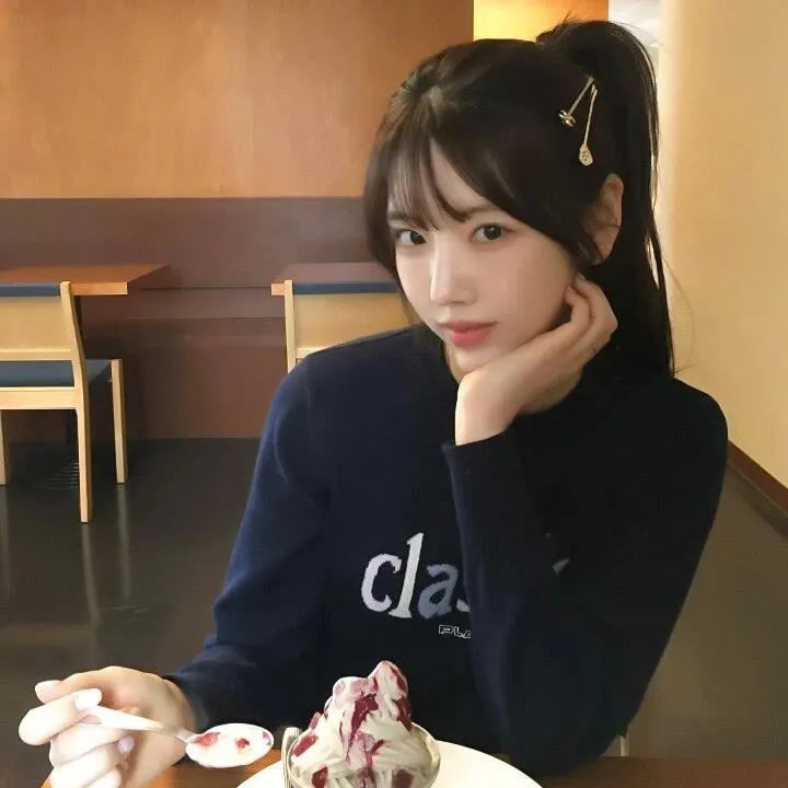 鱿鱼游戏 海报